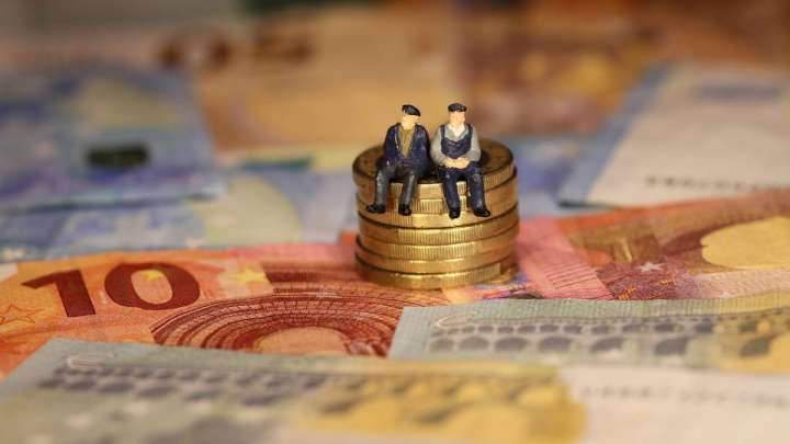 Зейнетақы қалай өседі? Министрлік жауап берді