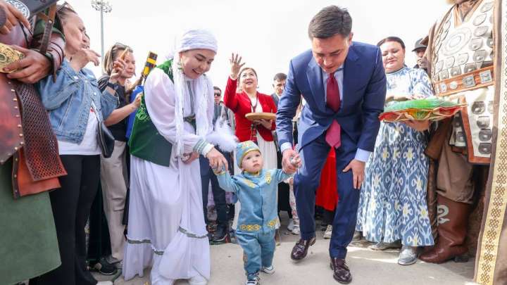 Шымкентте «Наурызнама» мерекелік іс-шарасы гала концертпен жалғасты