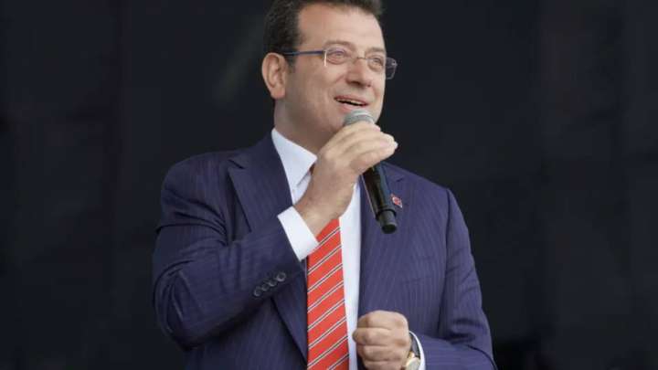 Экрем Имамоглу ресми түрде Түркия президенттігіне үміткер болды