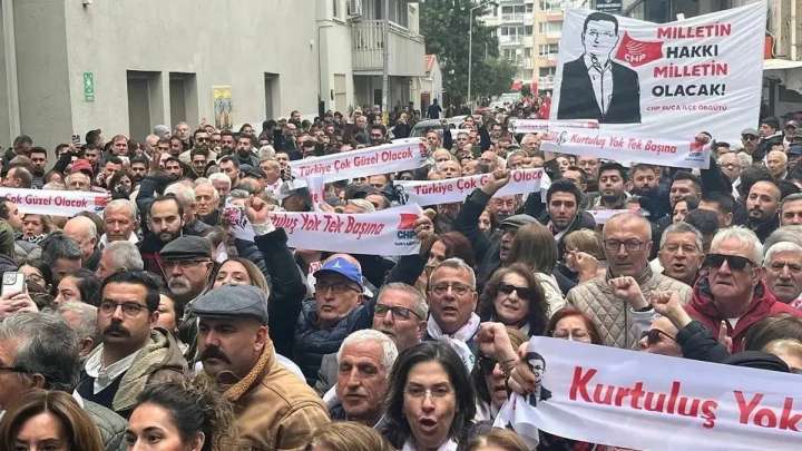 Түркиядағы ереуіл: 1 100-ден астам адам ұсталды