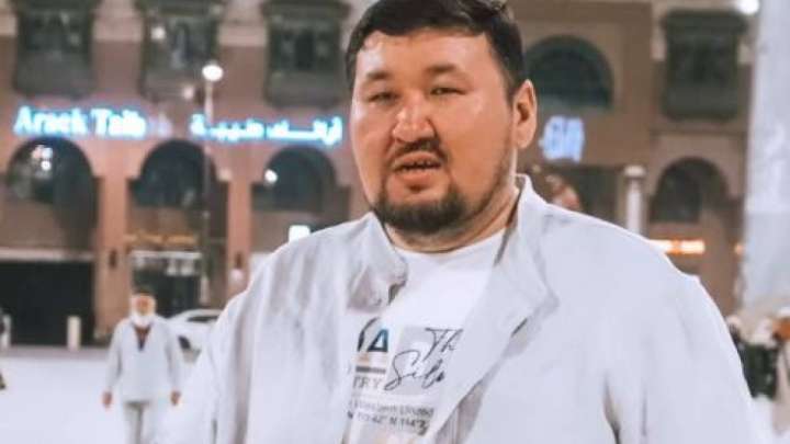 «Халықтың қалтасын қағып жатыр». Танымал әнші емшілерді сынады