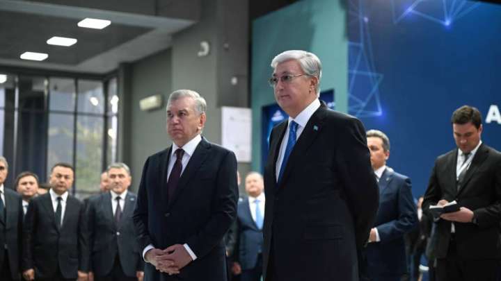 Қазақстан мен Өзбекстан президенттері AlmatyFairai көрмесіне барды