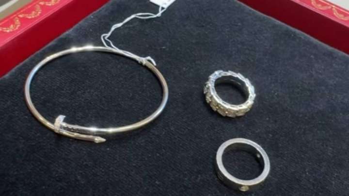 «8 наурыз, туған күнді ұмыттық». Айнұр Тұрсынбаеваға күйеуі бағалы сыйлық әперді