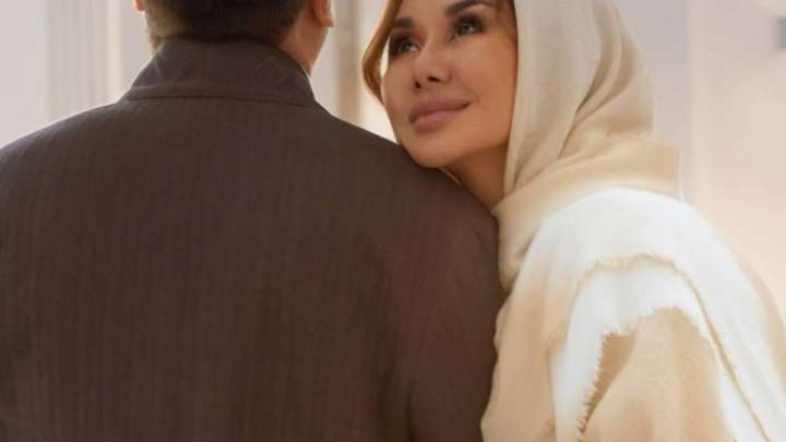 Динара Сәтжан мешітте неке қидырған сәтін көрсетті