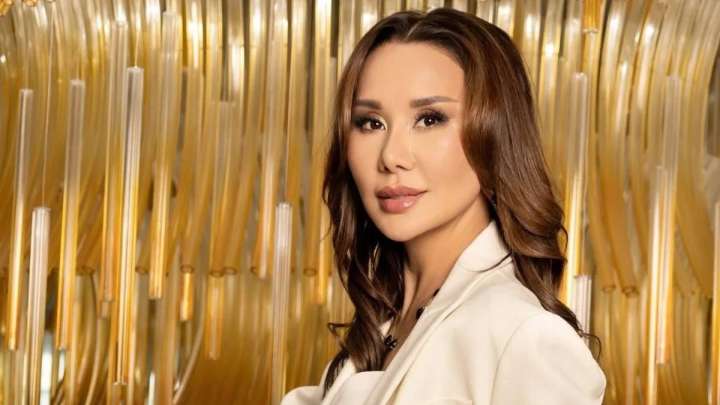 «Ештеңе күтудің қажеті жоқ». Жақында ғана тұрмысқа шыққан Динара Сәтжан кеңес берді