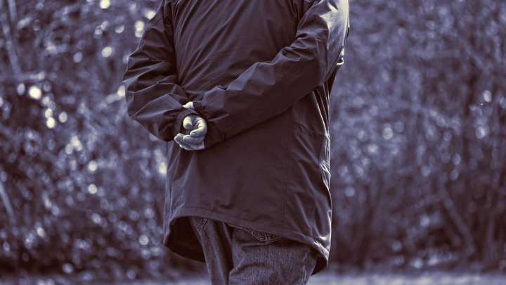 Талдықорғанда жасөспірім зейнеткерді ұрып-соқты