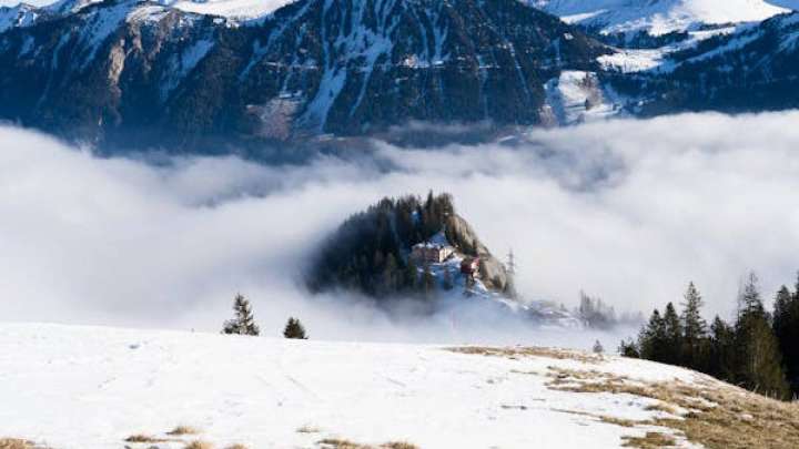 Алматы тауларында қар көшкінінің қаупі сақталып отыр