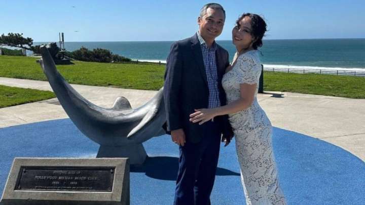 «Менен әлдеқайда жас»: Айгүл Иманбаева күйеуі туралы сауалға жауап берді