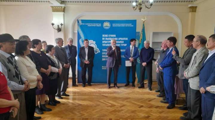 Өскеменде ардагерлер арасында тоғызқұмалақтан турнир өтті