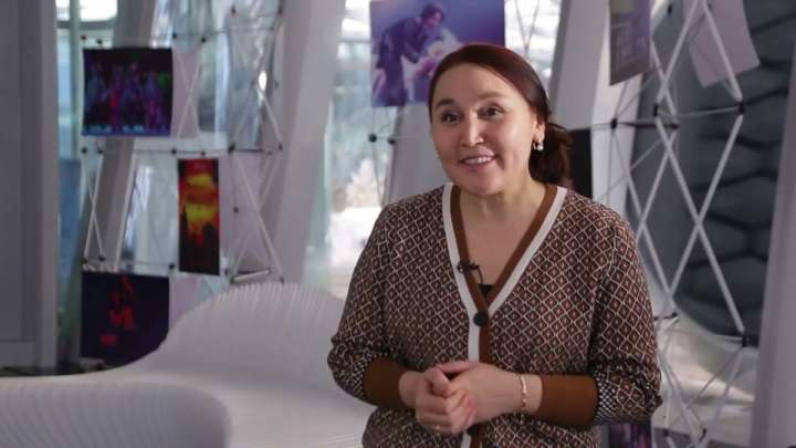 Танымал актриса қызының шетелдікке тұрмысқа шыққанын айтты