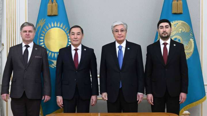 Президент ҚХА төрағасының жаңа орынбасарларын қабылдады