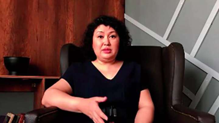 Экс-судья Светлана Жолманова сотқа келмей қойды