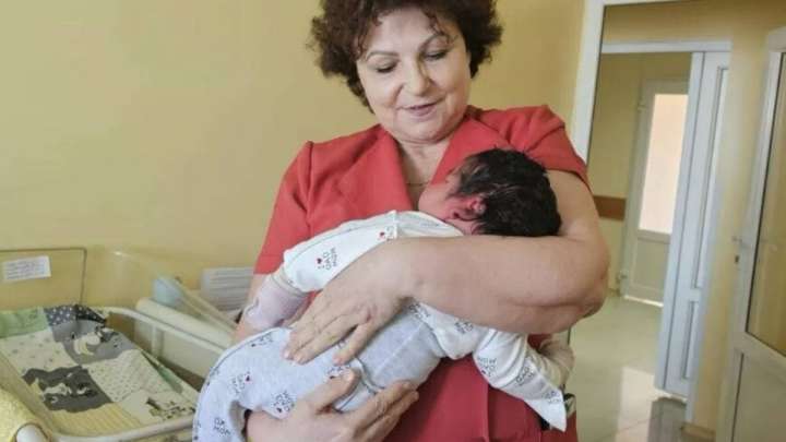 Қостанайда салмағы 7 келі алып сәби дүниеге келді