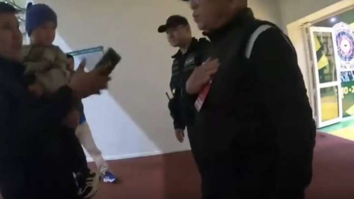 Қостанайлық шенеунік күзетшіні балағаттап тастаған