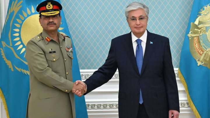 Президент Пәкістан ҚК Құрлық әскерлерінің бас қолбасшысын қабылдады