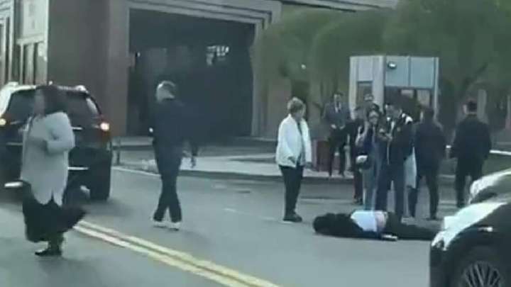 Астанадағы министрліктің үйінің маңында ер адамды көлік қағып кетті