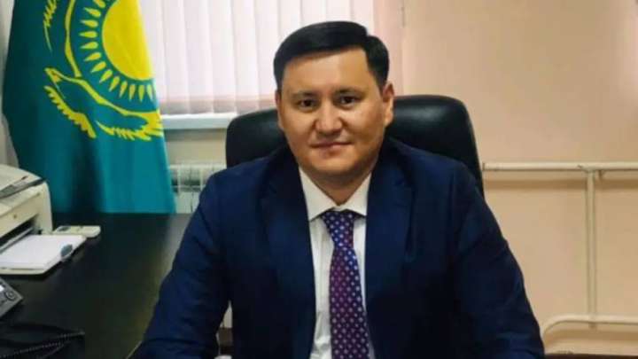 Орал сотының экс-төрағасы пара алды деген күдікке ілінді