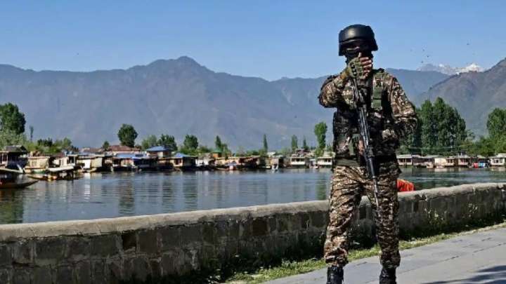 Үндістан алдағы 36 сағатта Пәкістанға әскери соққы жасауы мүмкін