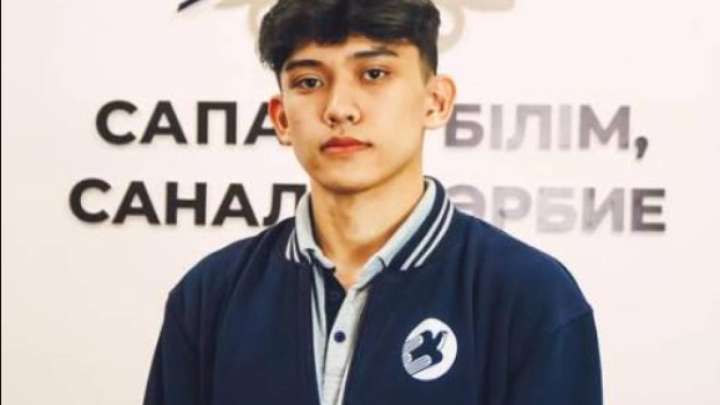 Қазақстандық оқушы әлемнің 86 университетінен шақырту алды