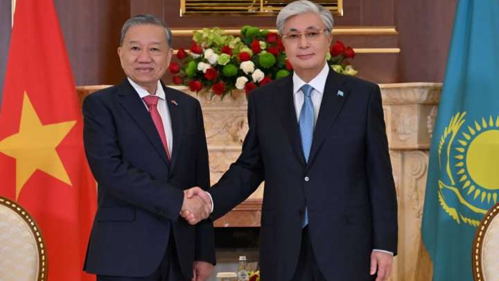 Вьетнамға жасаған сапардан үлкен әсермен оралдым - Тоқаев