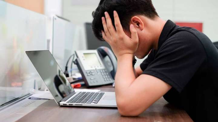 30 жастағы мұғалім жұмысбастылықтан көз жұмды