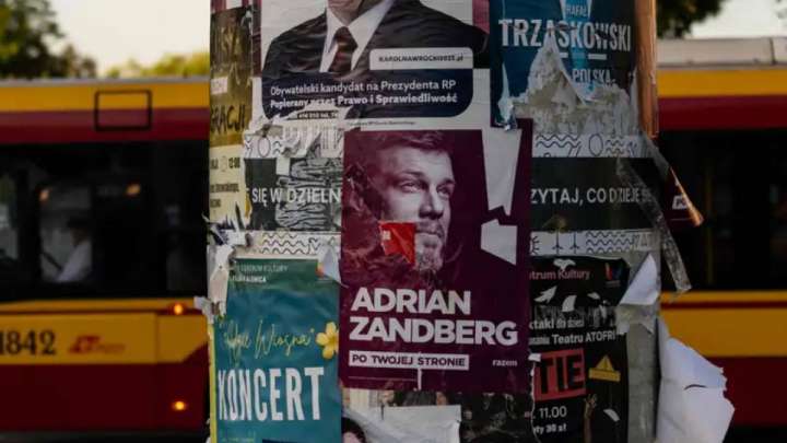 Польшада мыңдаған адам заңсыз көші-қонға қарсы митингке шықты