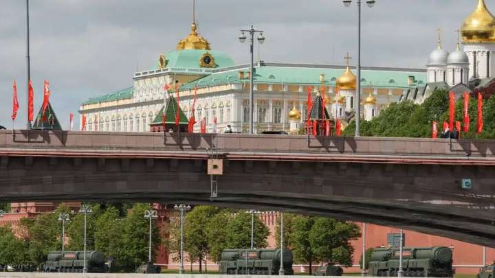 Кремль Украинадағы соғысты тоқтату туралы талаптарды "ультиматум" деп атады