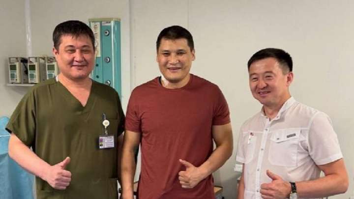 Руслан Берденов отадан кейін алғаш рет ел алдына шықты