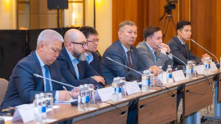 Қазақстан алғаш рет күнбағыс майының үздік 10 экспорттаушысы қатарына енді