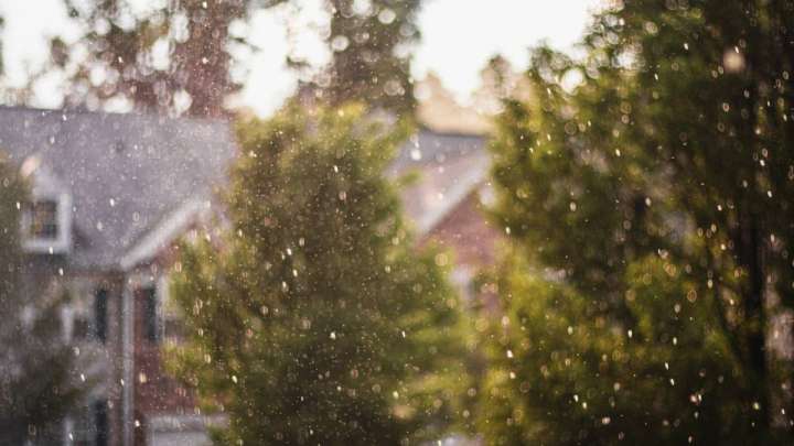 Қазақстанда найзағайлы жаңбыр, бұршақ пен шаңды дауыл күтіледі