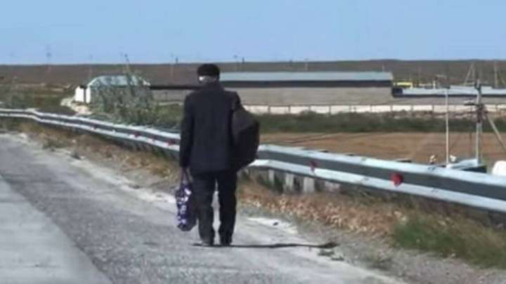 Шоты бұғатталған: зейнеткер Шымкенттен Қарағандыға дейін 10 сағат жаяу жүрген