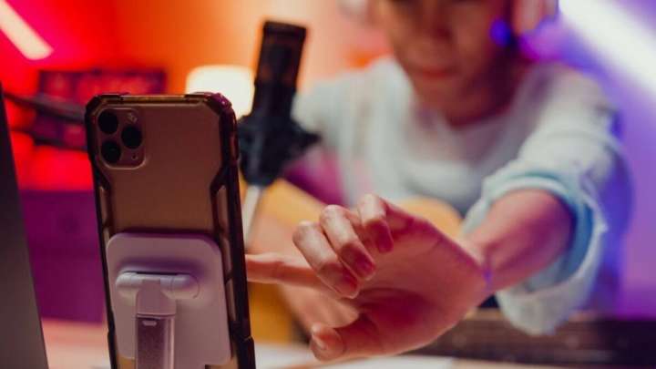 Табысын жасырған 500 блогер жауапқа тартылуы мүмкін