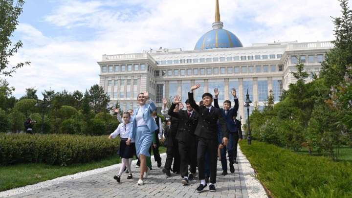 Ақордада еліміздің үздік оқушыларына экскурсия ұйымдастырылды