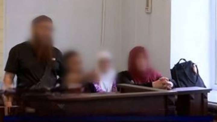 15 жастағы қызды анасы 38 жастағы еркекке күйеуге берген