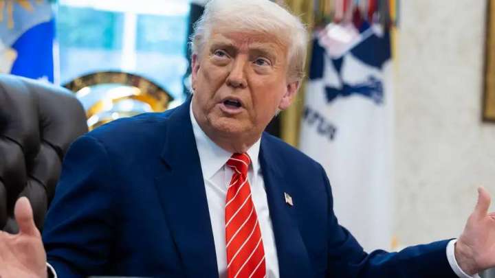 "Түрікменстан да бар": Трамп 12 елдің азаматтарына АҚШ-қа кіруге тыйым салды