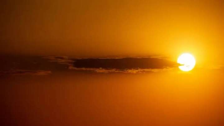 "Аптап ыстық оралады". 10 маусымға арналған ауа райы болжамы