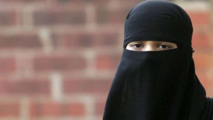 Елімізде бетті тұмшалайтын киімге тыйым салынбақ