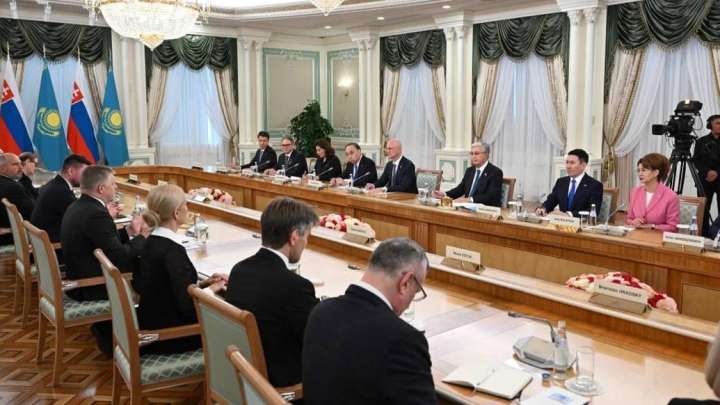 Қазақстан мен Словакия жаһандық текетірестерді  бейбіт жолмен шешуді ұсынады