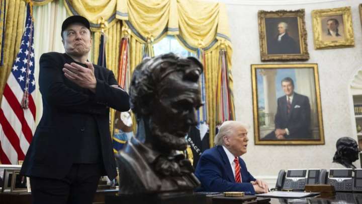 Илон Маск Трамптан кешірім сұрады