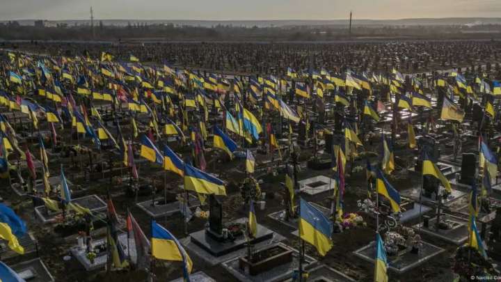 Украинаға қаза тапқан 1200 сарбаздың мәйіті қайтарылды