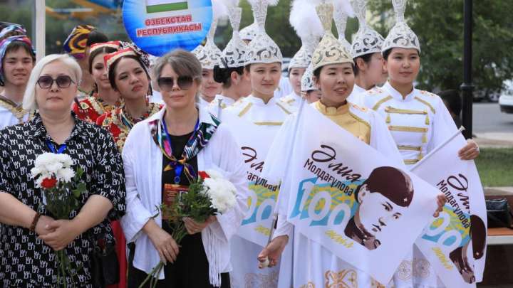 «Ғасырларға жалғасқан ерлік» форумы Әлия Молдағұлованың 100 жылдығына арналды