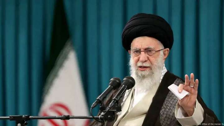 Хаменеи Трамптың "Иран капитуляциясы" жайындағы талабына ескертумен жауап берді