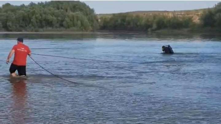ШҚО-жа жасөспірімді құтқармақ болған адамдар да суға батып кетті