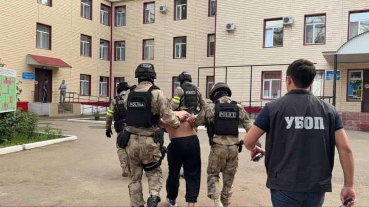 Оралда түнгі клуб күзеті ұйымдасқан қылмыстық топқа айналған