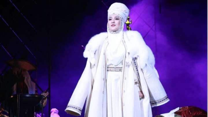 Сахнадағы тағдырлы бейнелер иесі