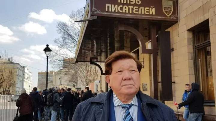 Мұхтар Шаханов 83 жаста. Ақын туралы қызықты деректер