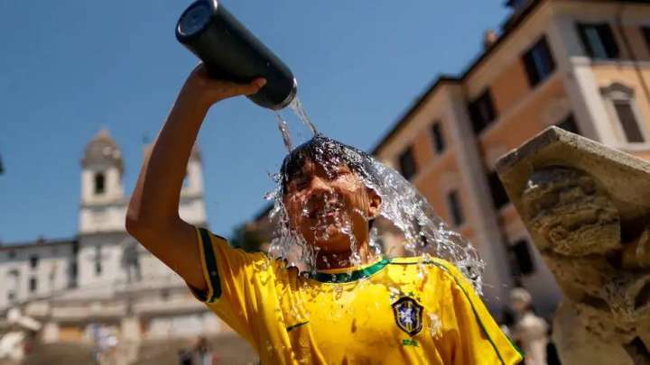 Еуропада аптап ыстықтан бірнеше адам көз жұмды