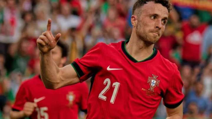 Атақты футболшы Диогу Жота қаза тапты