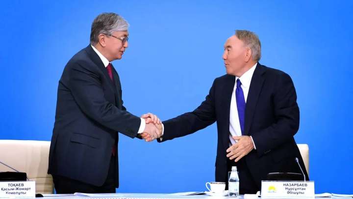 Тоқаев Назарбаевты мерейтойымен құттықтады