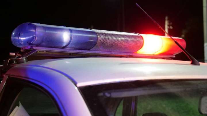 Жетісулық полицейлер өзен жағасындағы қызды аман алып қалды